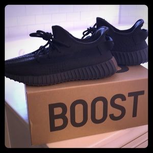 Yeezy Boost 350 V2  Cinder size 8